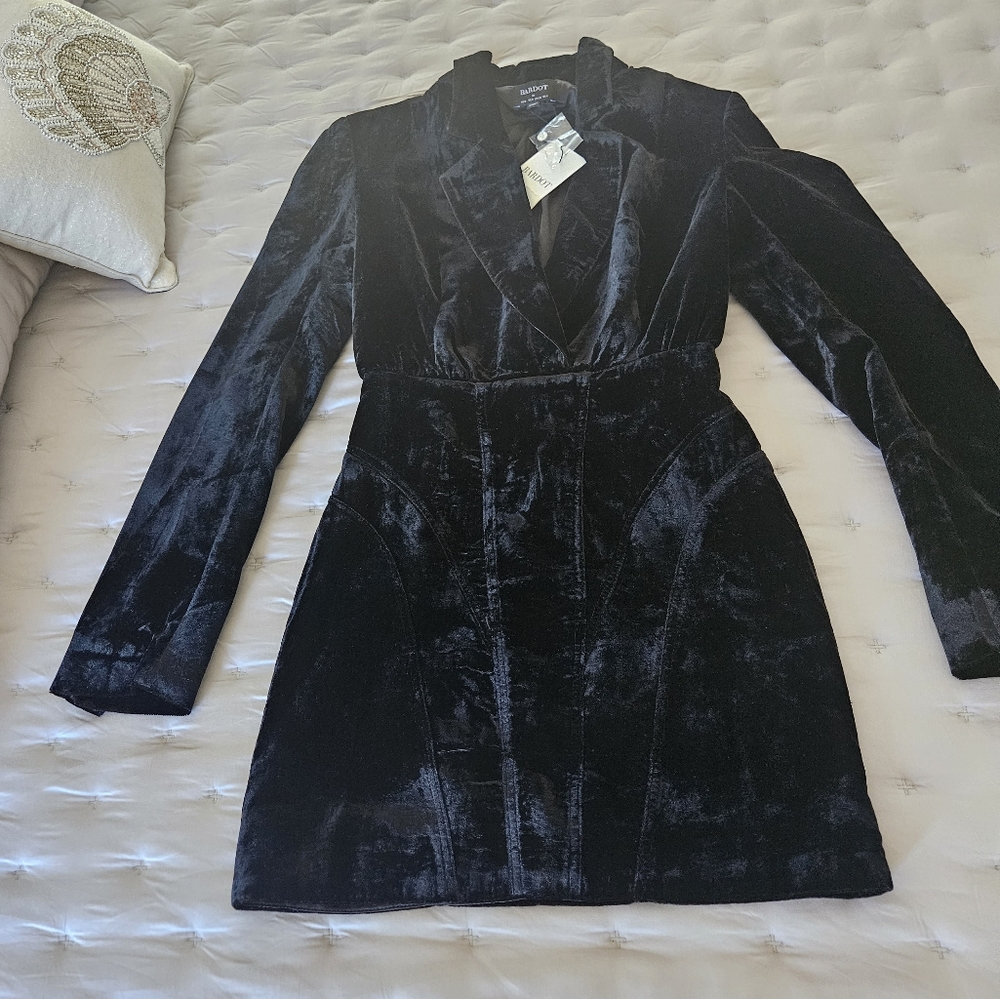 BARDOT Black Velvet Long Sleeve Minidress
